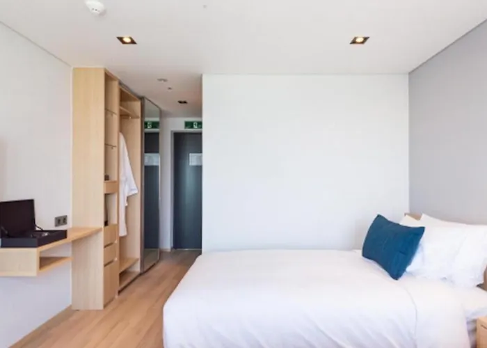 Connect & Hotel Busan