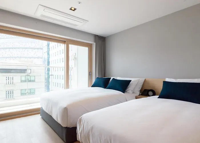 Hotel Connect & *